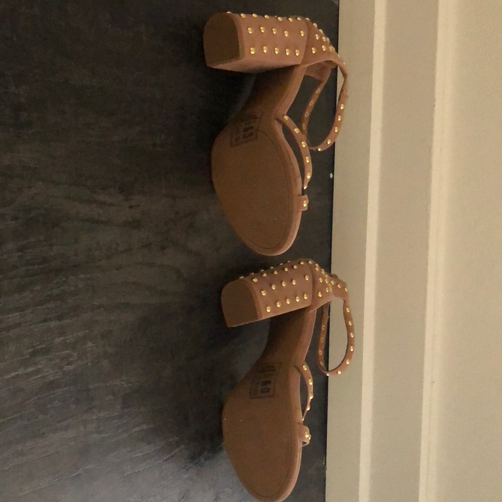 Shoes - Picture 2 of 2